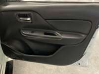 Mitsubishi L200 2021 4p Doble L4/2.5/T Diesel Man 4x4 2021 Mitsubishi L200 Venta Interiores 13