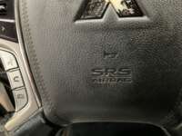 Mitsubishi L200 2021 4p Doble L4/2.5/T Diesel Man 4x4 2021 Mitsubishi L200 Venta Interiores 8
