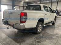Mitsubishi L200 2021 4p Doble L4/2.5/T Diesel Man 4x4 2021 Mitsubishi L200 Ingreso Exteriores 5