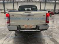 Mitsubishi L200 2021 4p Doble L4/2.5/T Diesel Man 4x4 2021 Mitsubishi L200 Ingreso Exteriores 6