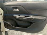 Mitsubishi L200 2021 4p Doble L4/2.5/T Diesel Man 4x4 IMG_1265