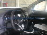 Nissan NP300 Frontier 2021 4p SE L4/2.5 Man Línea Nueva 2021 Nissan NP300 Frontier Ingreso Interiores 0