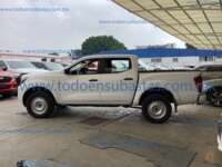 Nissan NP300 Frontier 2022 4p XE L4/2.5 Man IMG_7080