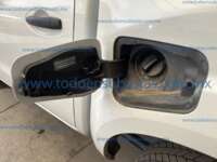 Nissan NP300 Frontier 2022 4p XE L4/2.5 Man 2022 Nissan NP300 Frontier Ingreso Cajuela 3