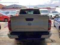 Nissan NP300 Frontier 2022 4p XE L4/2.5 Man 2022 Nissan NP300 Frontier Ingreso Exteriores 5