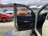 Nissan NP300 Frontier 2022 4p XE L4/2.5 Man 2022 Nissan NP300 Frontier Ingreso Interiores 0