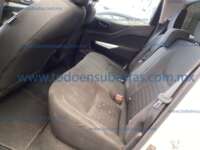 Nissan NP300 Frontier 2022 4p XE L4/2.5 Man 2022 Nissan NP300 Frontier Ingreso Interiores 18