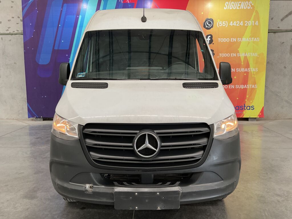 Mercedes-Benz Sprinter 2022 5p Mediana L4/2.14/TDI Aut 2022 Mercedes-Benz Sprinter Venta Exteriores 2