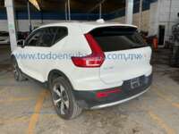 Volvo XC40 2024 5p Plus B4 Mild Hybrid L4/2.0/T Aut IMG_9237