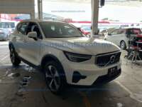 Volvo XC40 2024 5p Plus B4 Mild Hybrid L4/2.0/T Aut IMG_9233