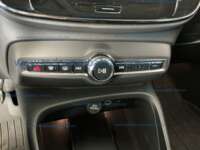 Volvo XC40 2024 5p Plus B4 Mild Hybrid L4/2.0/T Aut IMG_9264
