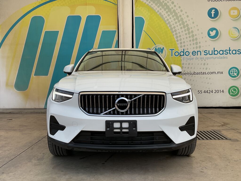 Volvo XC40 2024 5p Plus B4 Mild Hybrid L4/2.0/T Aut 2024 Volvo XC40 Venta Exteriores 2