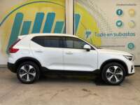 Volvo XC40 2024 5p Plus B4 Mild Hybrid L4/2.0/T Aut 2024 Volvo XC40 Venta Exteriores 4