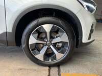 Volvo XC40 2024 5p Plus B4 Mild Hybrid L4/2.0/T Aut 2024 Volvo XC40 Venta Llantas 10