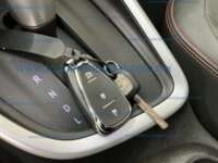 Chevrolet Onix 2023 4p Premier Redline L3/1.0/T Aut 2023 Chevrolet Onix Ingreso Interiores 15
