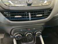 Chevrolet Onix 2023 4p Premier Redline L3/1.0/T Aut 2023 Chevrolet Onix Ingreso Interiores 3