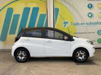 Jac E10X 2023 5p EV 30.5 kWh Aut 2023 Jac E10X Venta Exteriores 4