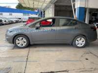 Nissan Versa 2021 4p Sense L4/1.6 CVT IMG_5432
