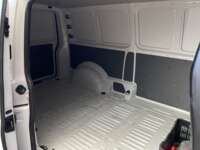 Volkswagen Transporter 2021 4p Cargo 61 L4/2.0/TDI Man A/A Línea Nueva 2021 Volkswagen Transporter Venta Cajuela 2