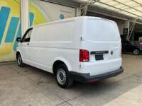 Volkswagen Transporter 2021 4p Cargo 61 L4/2.0/TDI Man A/A Línea Nueva 2021 Volkswagen Transporter Venta Exteriores 7