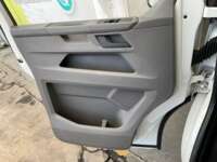 Volkswagen Transporter 2021 4p Cargo 61 L4/2.0/TDI Man A/A Línea Nueva 2021 Volkswagen Transporter Venta Interiores 13