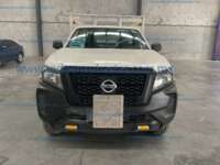 Nissan NP300 Estacas 2021 2p L4/2.5 Man A/A Línea Nueva 2021 Nissan NP300 Estacas Ingreso Exteriores 2