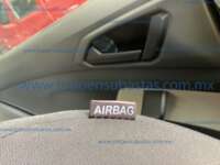 Volkswagen T-Cross 2022 5p Trendline L3/1.0/T Aut 2022 Volkswagen T-Cross Ingreso Interiores 22