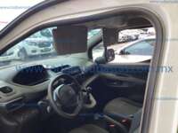 Peugeot Partner 2021 5p L4/1.6/T Diesel Man 2021 Peugeot Partner Ingreso Interiores 18