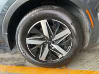 Kia Sorento 2023 5p EX Pack L4/2.5 Aut 2023 Kia Sorento Venta Llantas 10