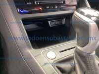 Volkswagen Nivus 2024 5p Highline L3/1.0/T Aut 2024 Volkswagen Nivus Ingreso Interiores 12