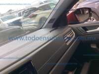 Volkswagen Nivus 2024 5p Highline L3/1.0/T Aut 2024 Volkswagen Nivus Ingreso Interiores 23