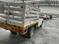 Nissan NP300 Estacas 2020 2p L4/2.5 Man 2020 Nissan NP300 Estacas Ingreso Exteriores 5