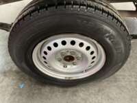 Nissan NP300 Estacas 2020 2p L4/2.5 Man 2020 Nissan NP300 Estacas Venta Llantas 4