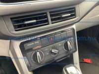 Volkswagen Taigun 2024 5p Trendline L3/1.0/T Tiptronic 2024 Volkswagen Taigun Ingreso Interiores 9