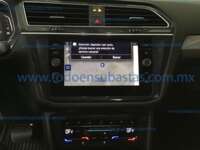 Volkswagen Tiguan 2024 5p R-Line L4/1.4/T DSG 2024 Volkswagen Tiguan Ingreso Interiores 8