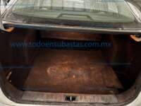Nissan Versa 2022 4p Sense L4/1.6 CVT IMG_2596