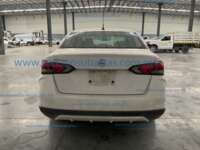 Nissan Versa 2022 4p Sense L4/1.6 CVT IMG_6231