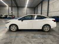Nissan Versa 2022 4p Sense L4/1.6 CVT IMG_6233