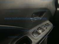 Nissan Versa 2022 4p Sense L4/1.6 CVT IMG_6278