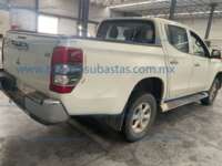 Mitsubishi L200 2021 4p Doble L4/2.5/T Diesel Man 4x4 2021 Mitsubishi L200 Ingreso Exteriores 5