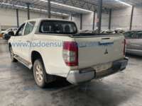 Mitsubishi L200 2021 4p Doble L4/2.5/T Diesel Man 4x4 2021 Mitsubishi L200 Ingreso Exteriores 7