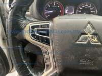 Mitsubishi L200 2021 4p Doble L4/2.5/T Diesel Man 4x4 IMG_1642