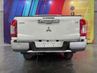 Mitsubishi L200 2021 4p Doble L4/2.5/T Diesel Man 4x4 2021 Mitsubishi L200 Venta Exteriores 6