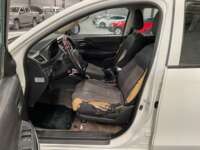 Mitsubishi L200 2021 4p Doble L4/2.5/T Diesel Man 4x4 2021 Mitsubishi L200 Venta Interiores 12