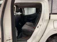 Mitsubishi L200 2021 4p Doble L4/2.5/T Diesel Man 4x4 2021 Mitsubishi L200 Venta Interiores 14