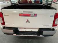 Mitsubishi L200 2021 4p Doble L4/2.5/T Diesel Man 4x4 2021 Mitsubishi L200 Venta Cajuela 1
