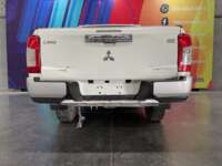 Mitsubishi L200 2021 4p Doble L4/2.5/T Diesel Man 4x4 2021 Mitsubishi L200 Venta Exteriores 6