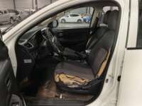 Mitsubishi L200 2021 4p Doble L4/2.5/T Diesel Man 4x4 2021 Mitsubishi L200 Venta Interiores 14