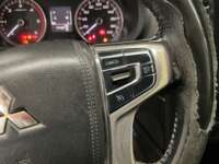 Mitsubishi L200 2021 4p Doble L4/2.5/T Diesel Man 4x4 2021 Mitsubishi L200 Venta Interiores 6