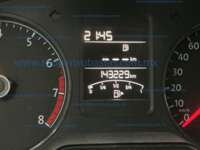Volkswagen Polo 2021 5p Comfortline Plus L4/1.6 Man IMG_4739